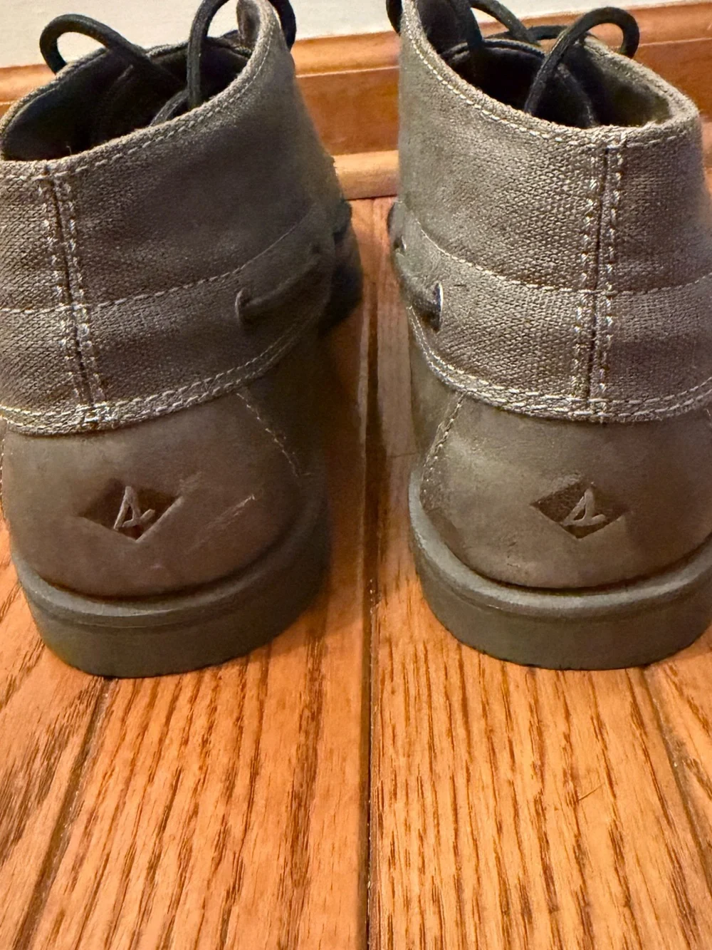 Sperry metal eyelets front